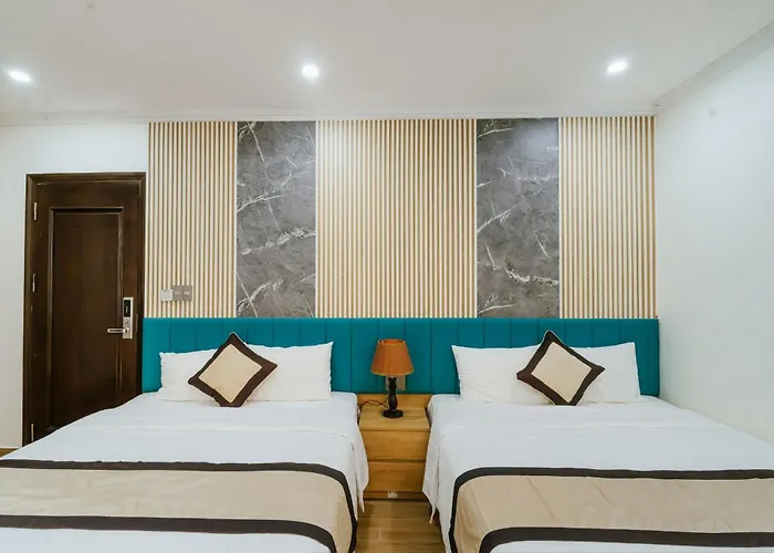 Win Hotel *